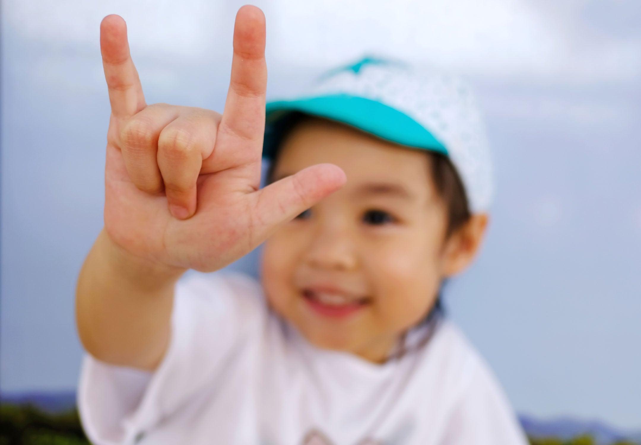 Helping Children Express Their Emotions - Tiny Traveler