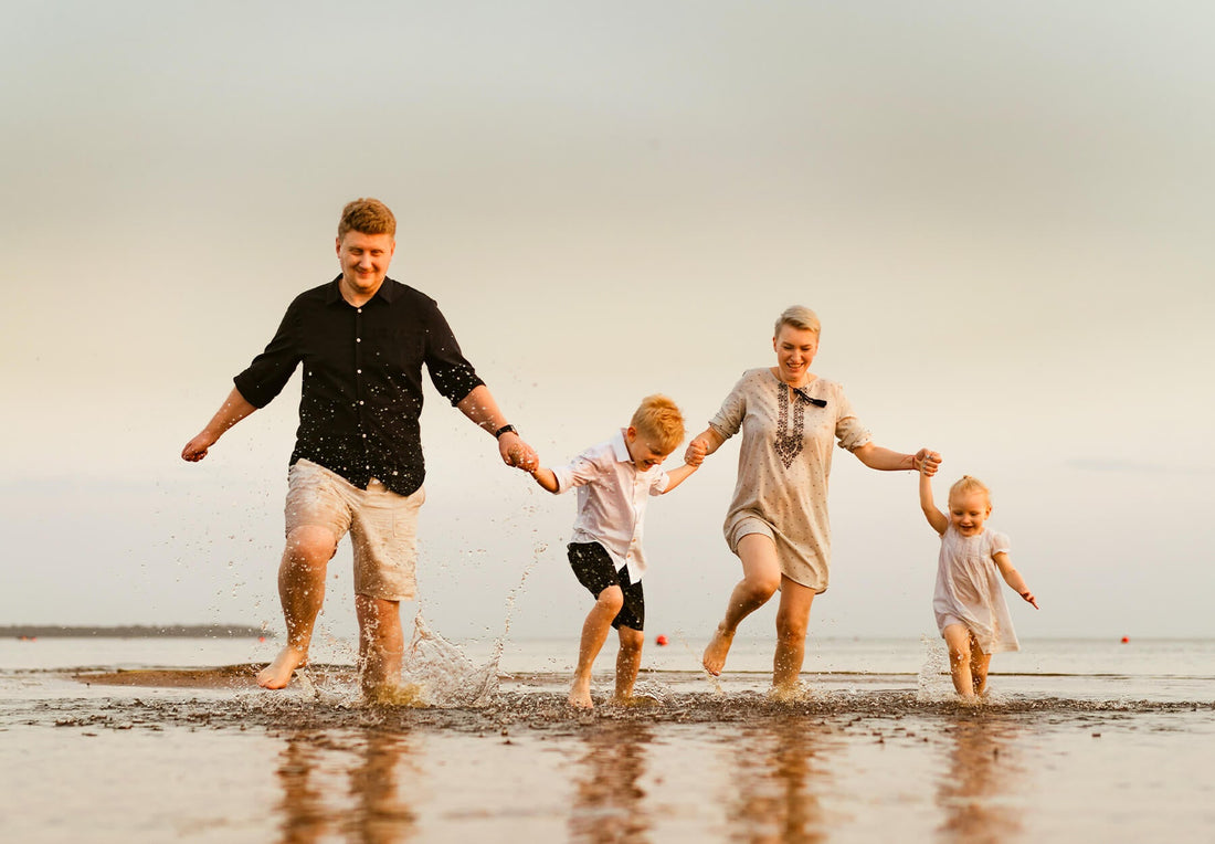 7 Budget-Friendly Travel Tips for New Parents
