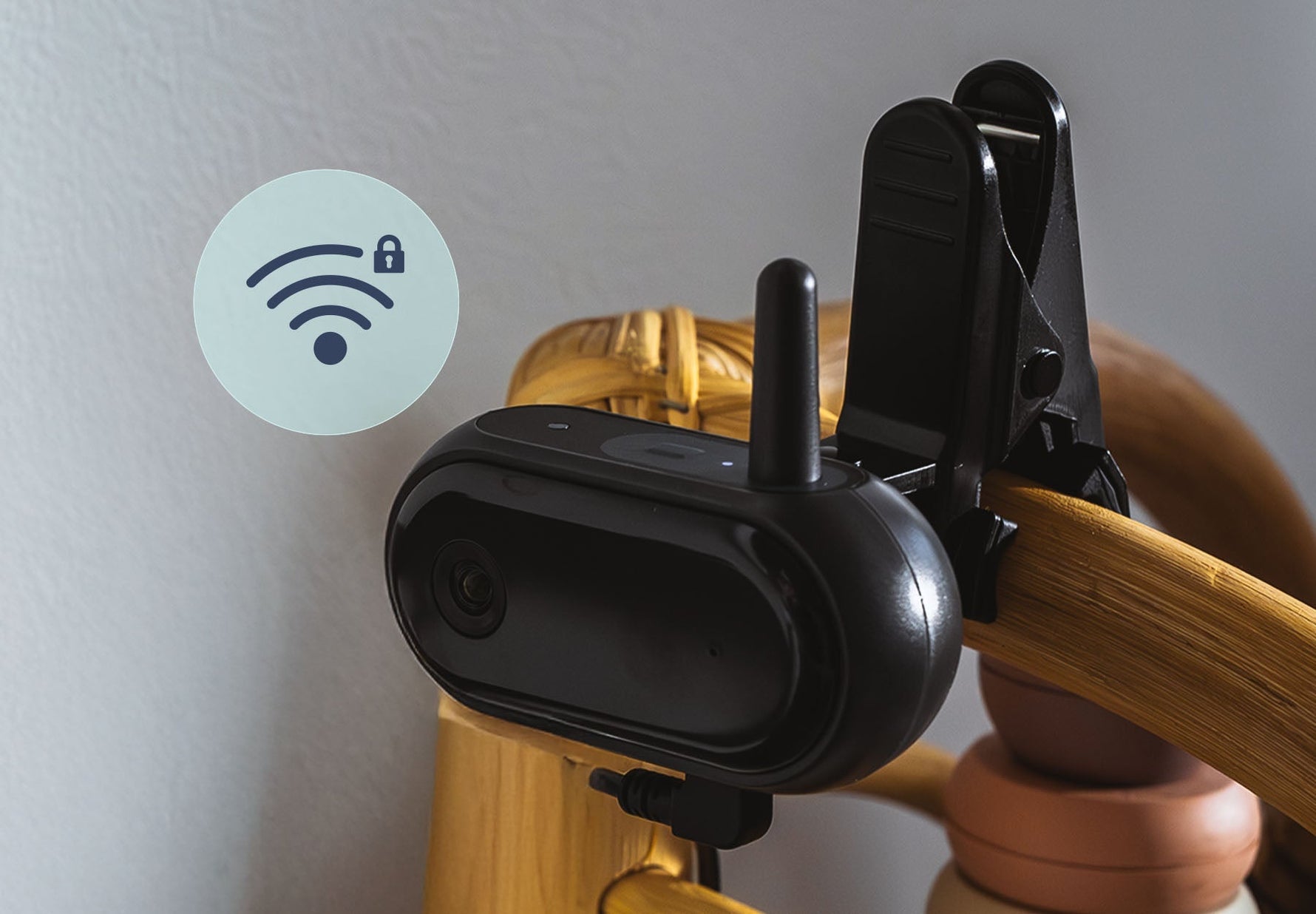 Peace of Mind at Every Distance: Why Tiny Traveler’s AI Classic Is a Smarter Way to Stay Connected