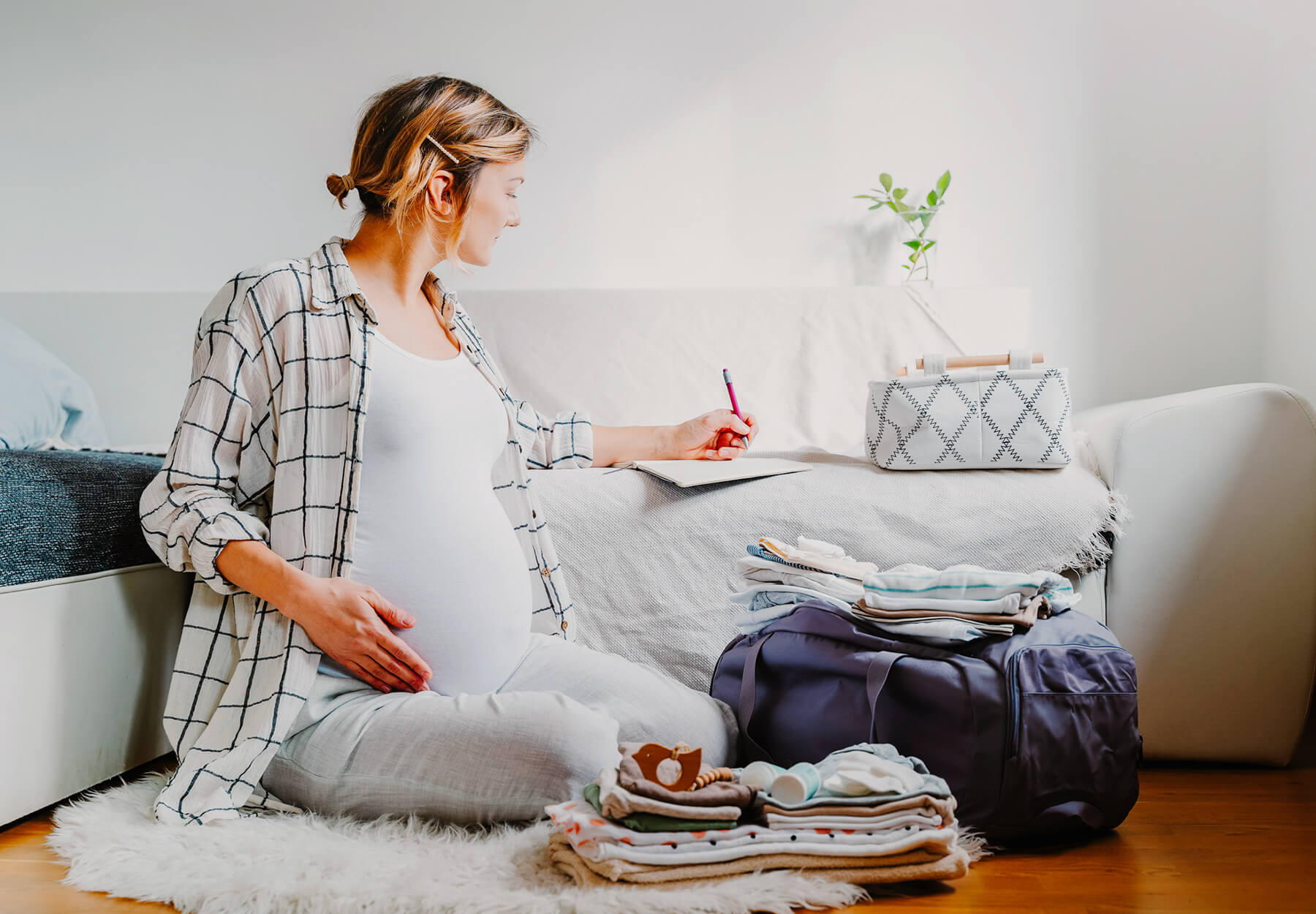 What to Pack in Your Car as a First-Time Expecting Parent